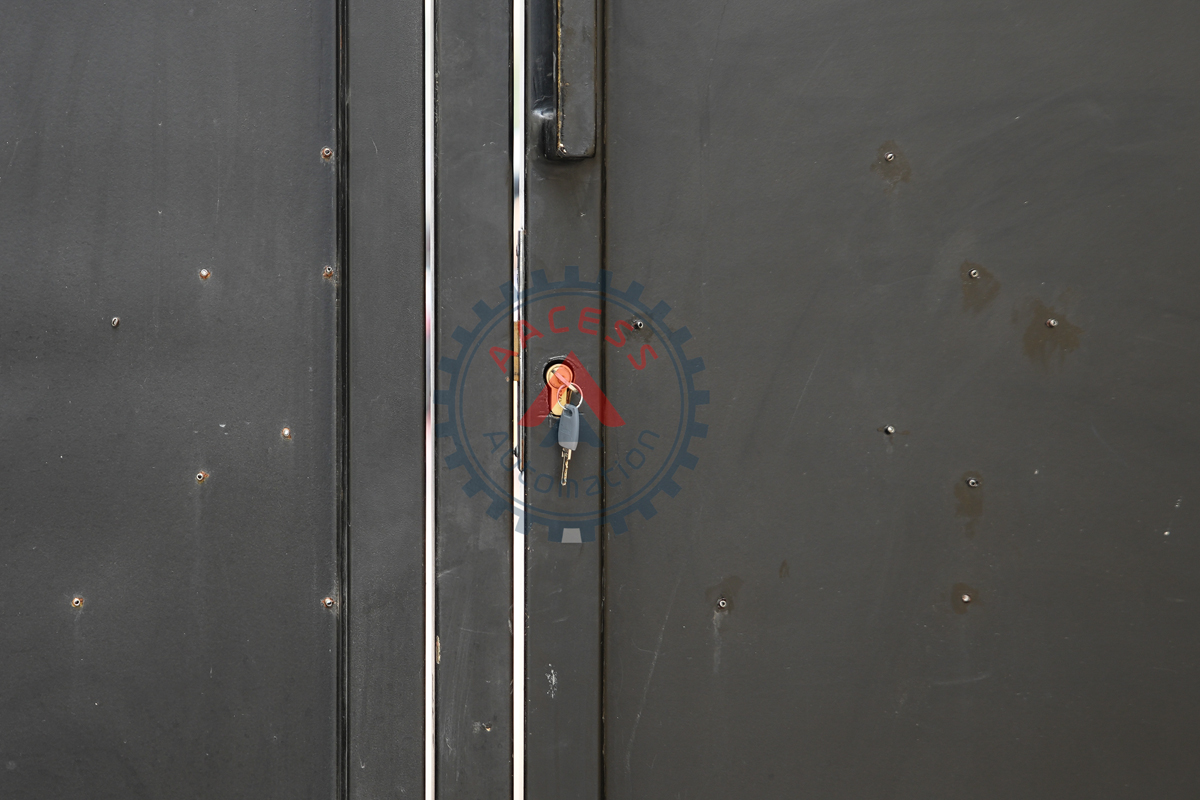 l-type-sliding-gate